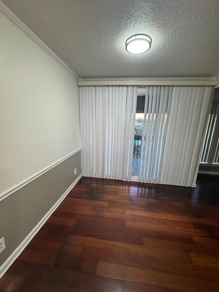 Building Photo - 228 Lanai Vlg