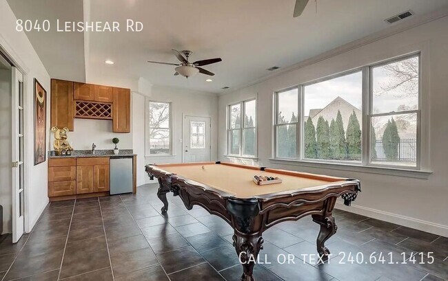 Building Photo - 8040 Leishear Rd