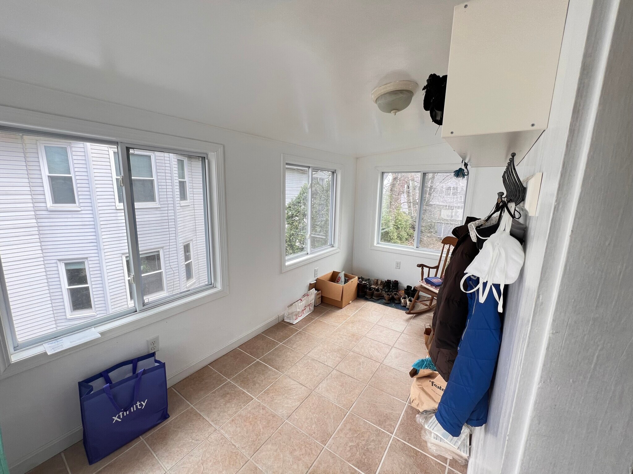 sunroom or mudroom - 311 Waverley Ave