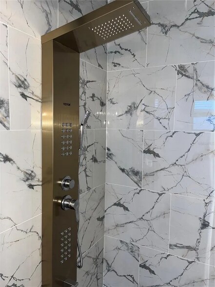 Building Photo - 27064 Omni Ln