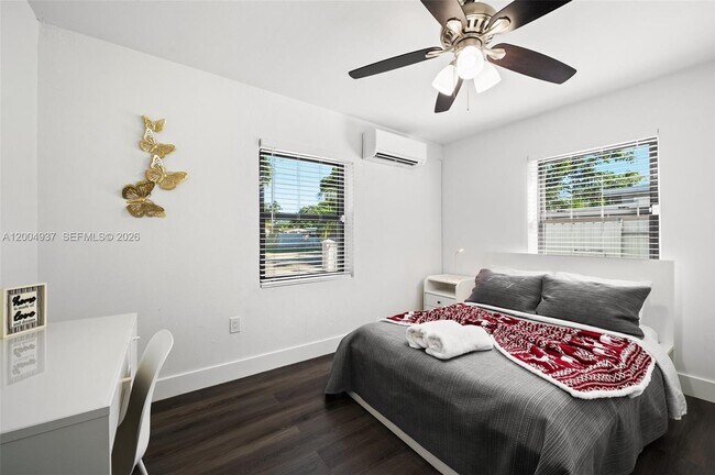 Building Photo - 13840 NW 5th Ct