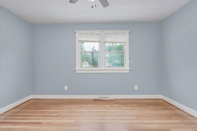 Building Photo - 8407 Pamela Dr
