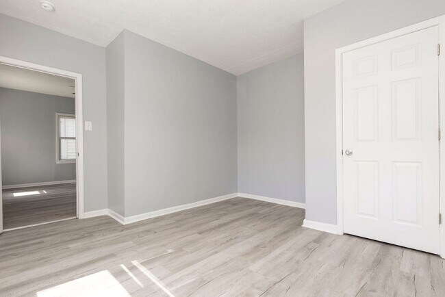 Building Photo - 3624 Parthenia Ave