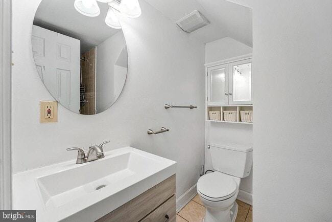 Building Photo - 14707 Bentley Square