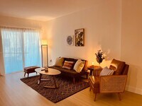 Building Photo - 120 Douglas Rd