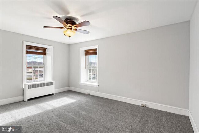 Building Photo - 1651 Limekiln Pike