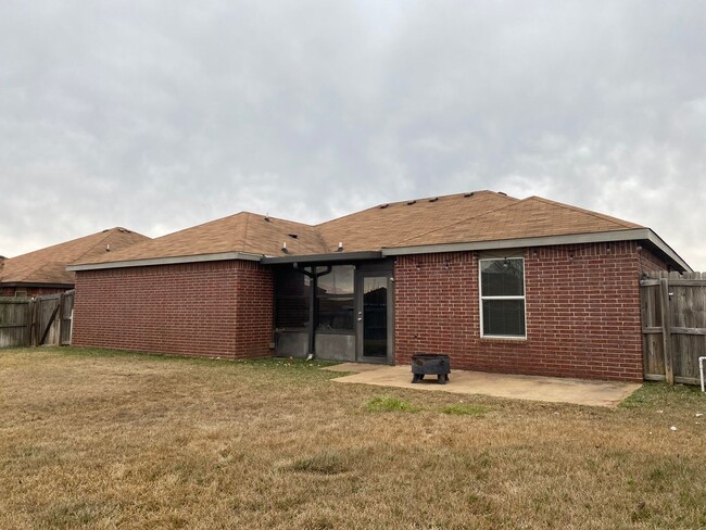 Building Photo - 4 BEDROOM + OFFICE, BELTON ISD