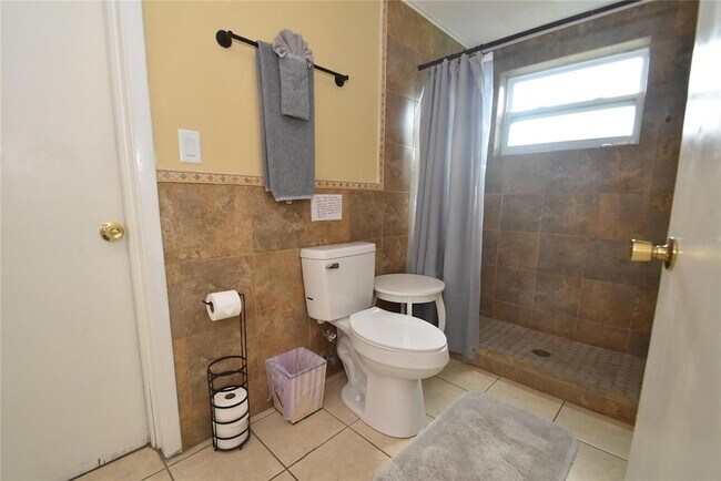 Building Photo - 1365 De Prie Rd