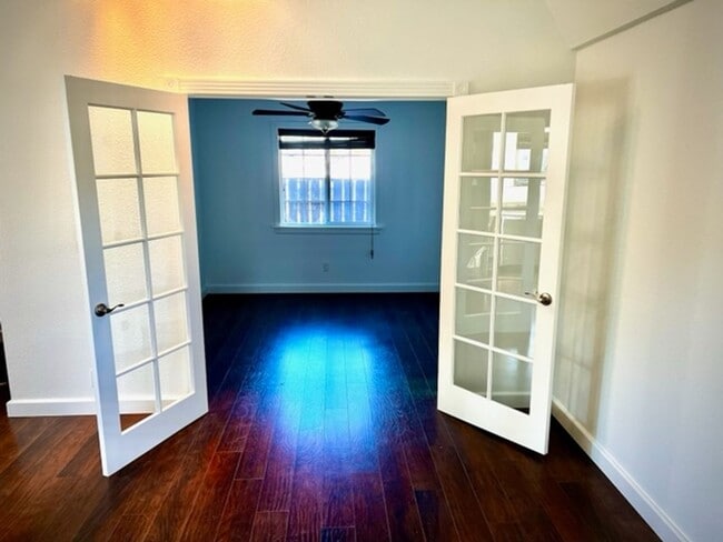 Building Photo - Hidden Gem in Benicia