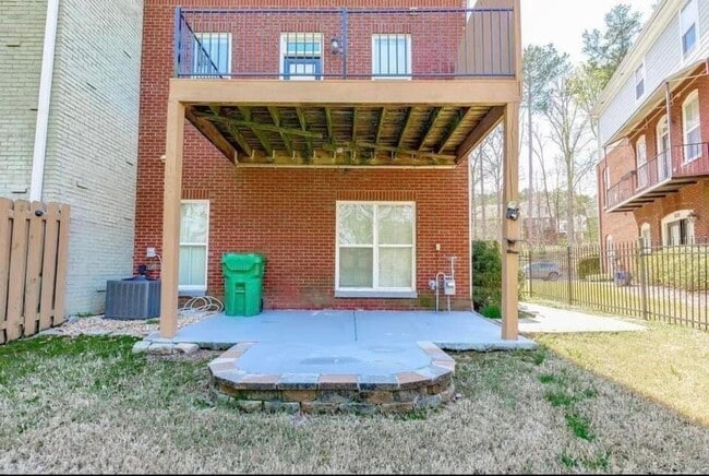 Building Photo - 5999 Brookside Oak Cir