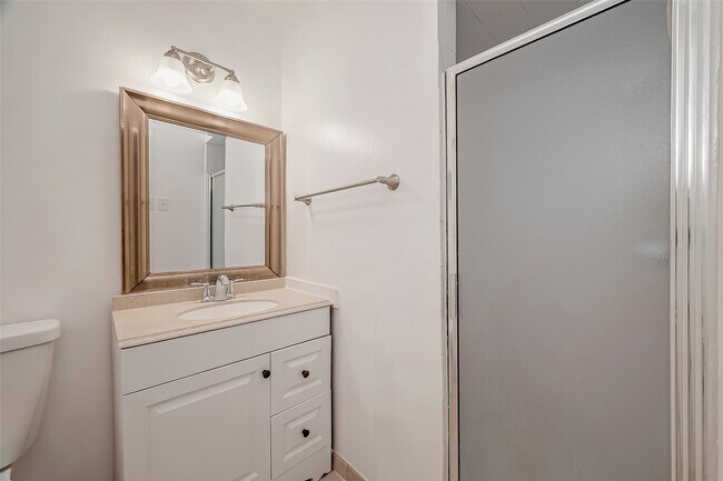Building Photo - 5711 Braesvalley Dr