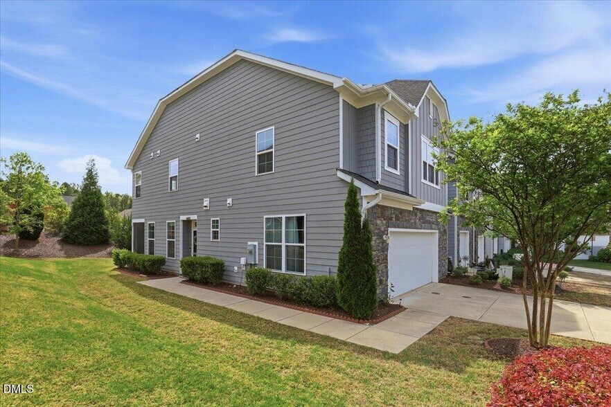 Building Photo - 814 Bristol Bridge Dr