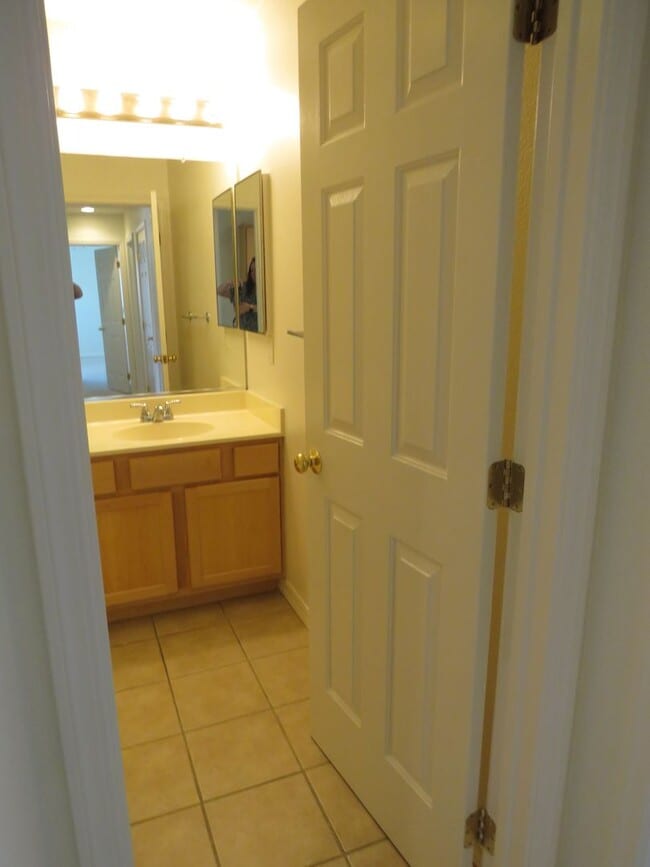 Building Photo - Beautiful River Oaks Single Story Corner Home Near Taylor Elementary School