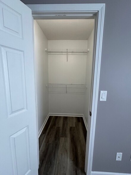 Master Closet - 230 Clover Cir