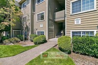 Building Photo - Great 2-Bedroom Condo in Lovely Community ...