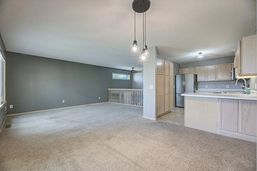 Building Photo - 1655 Pheasantwood Trl