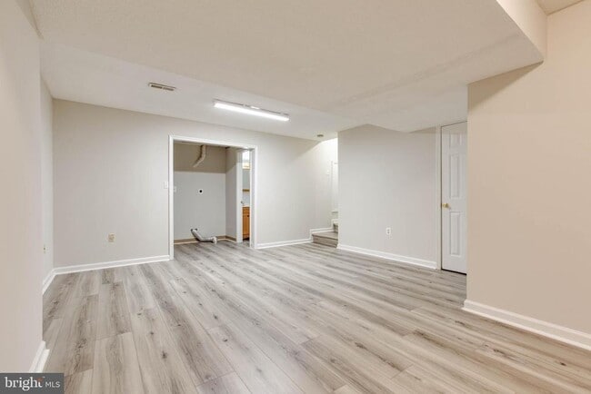 Building Photo - 8125 Gray Stone Ln