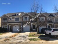 Building Photo - 5536 Tipperlinn Way