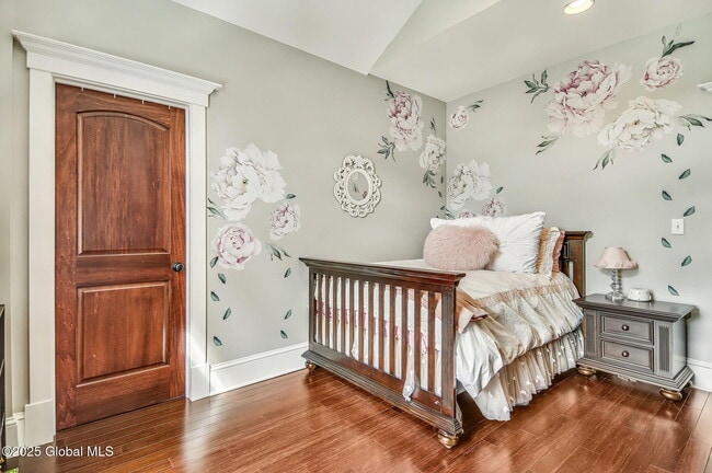 Building Photo - 20 Heather Ridge Rd