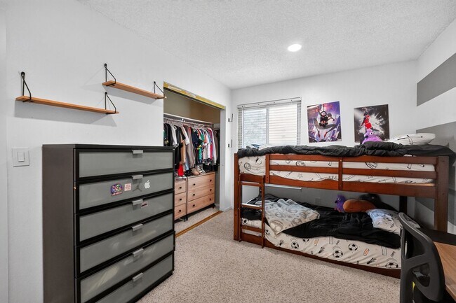 Building Photo - 4830 S Richfield Cir