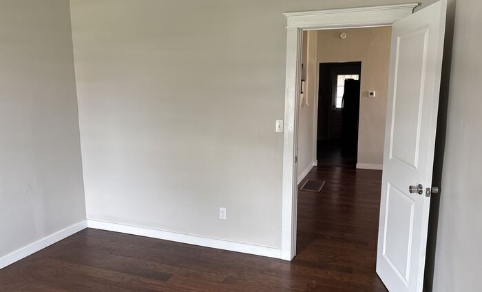 Building Photo - 33 S Princeton Ave