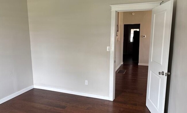 Building Photo - 33 S Princeton Ave