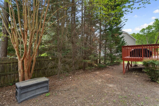 Building Photo - 3809 Stoneybrook Dr