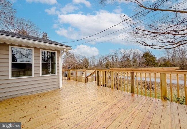 Building Photo - 35972 Washington Ave