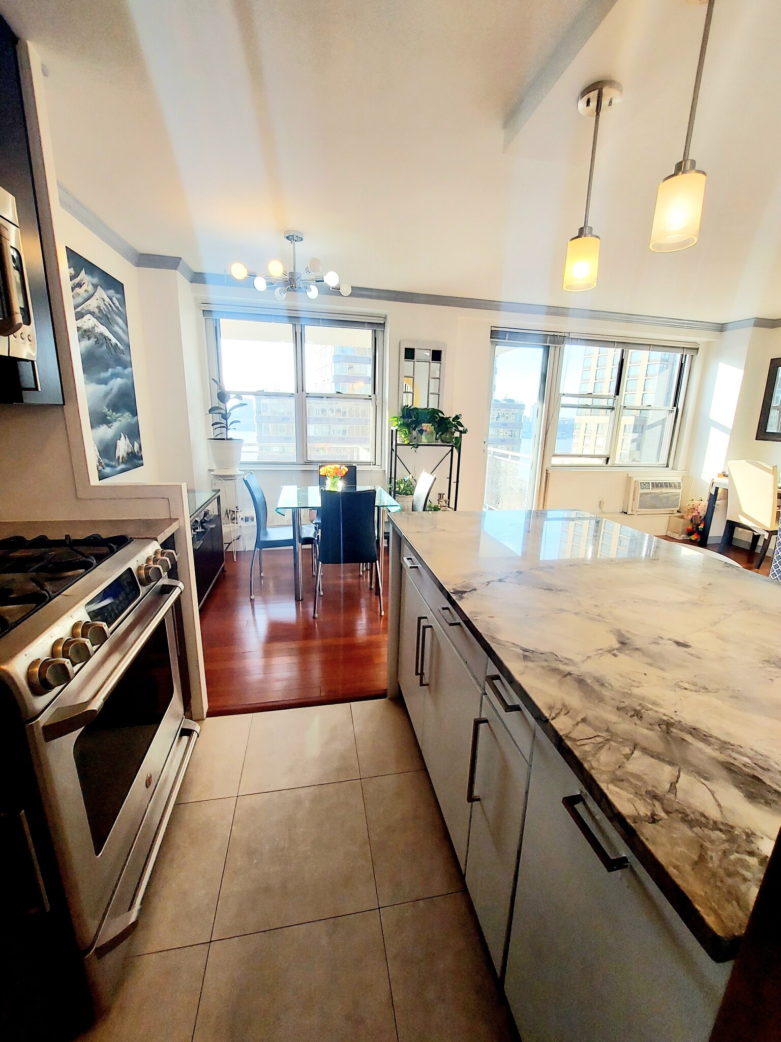 Building Photo - 303 W 66th St