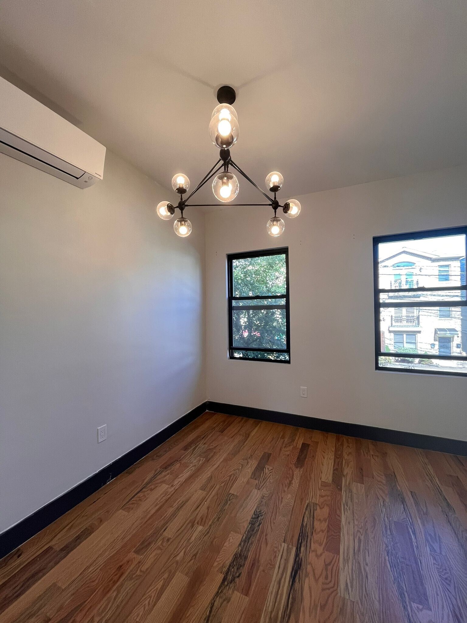 Building Photo - 604 Palisade Ave