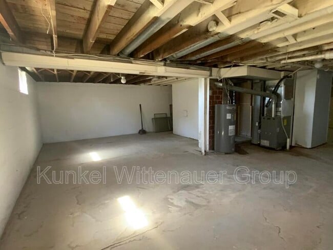 Building Photo - 814 N 17th St