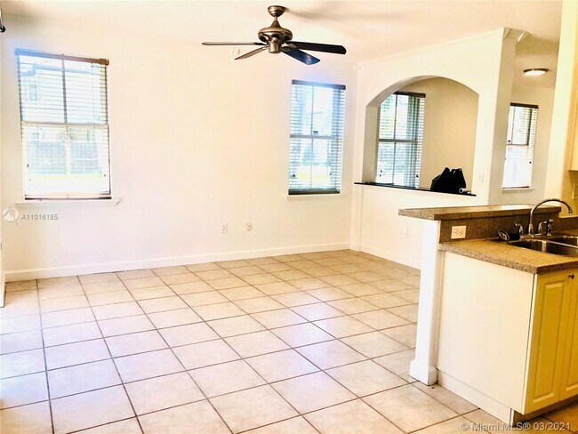 Building Photo - 4883 NW 109th Path