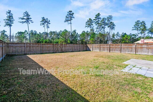 Building Photo - 413 Zenith Blvd