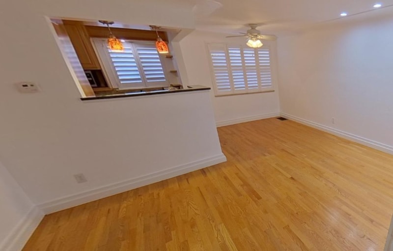 Primary Photo - 245 S Pennsylvania St