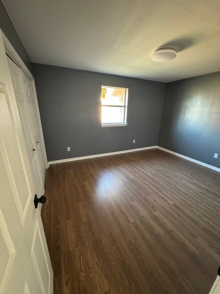 Building Photo - 4019 Jupiter Dr