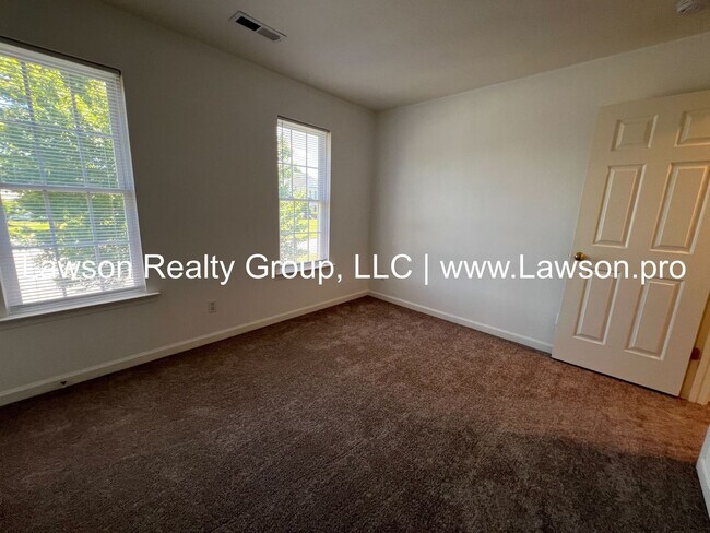 Building Photo - Beautiful Four Bedroom Home in "The Groves...