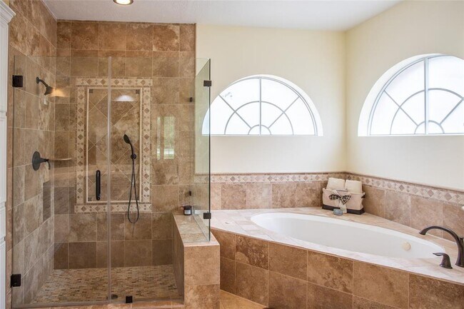 Building Photo - 95 Rush Haven Dr