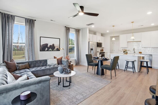 Building Photo - 6915 Cosby Vlg Ter