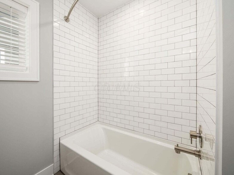 Building Photo - 1187 Cromartie Ln