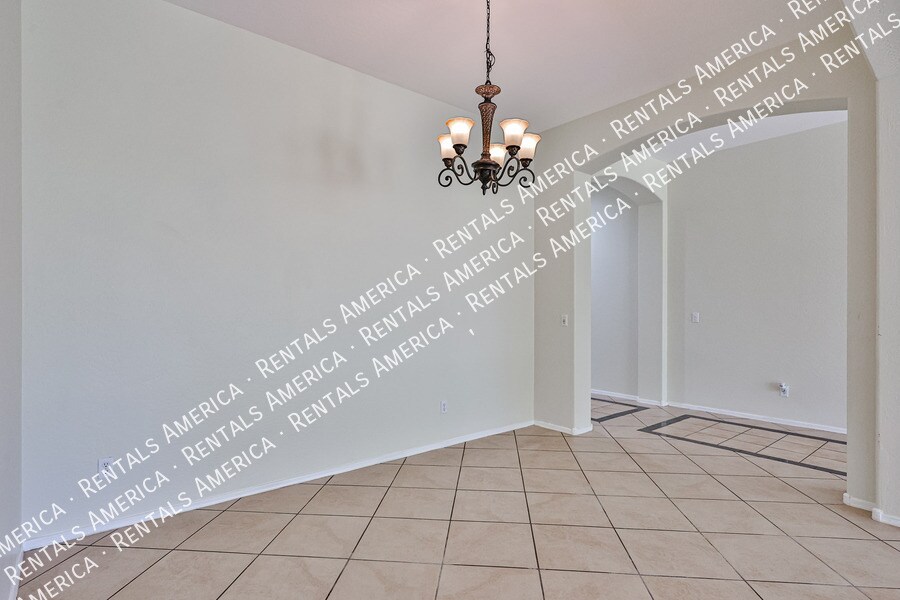 Building Photo - 4307 W Hopi Trail