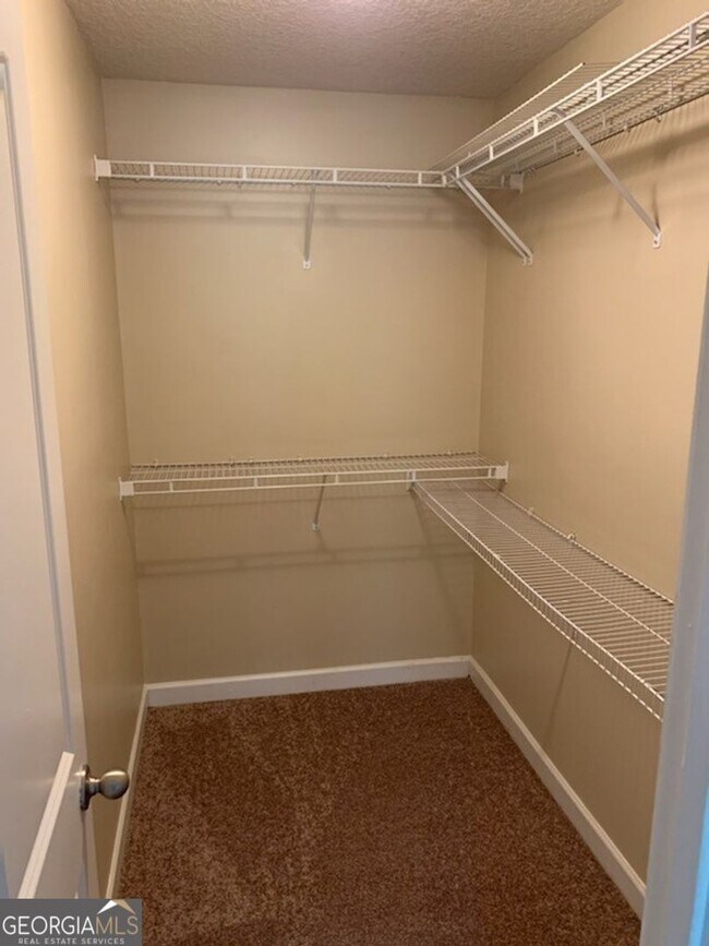 Building Photo - 205 Augusta Way