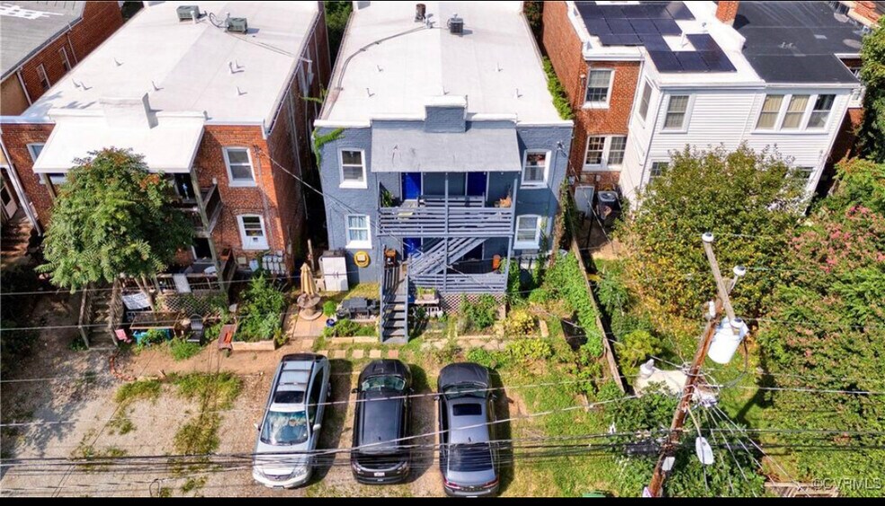 Building Photo - 2111 Maplewood Ave
