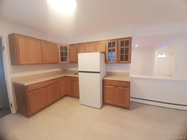 Building Photo - 180 Sylvan Lake Rd