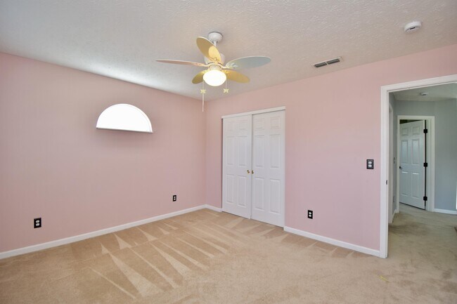 Building Photo - 5167 Elm Leaf Trail