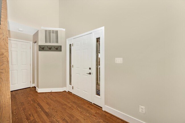 Building Photo - The Meadows In New Market