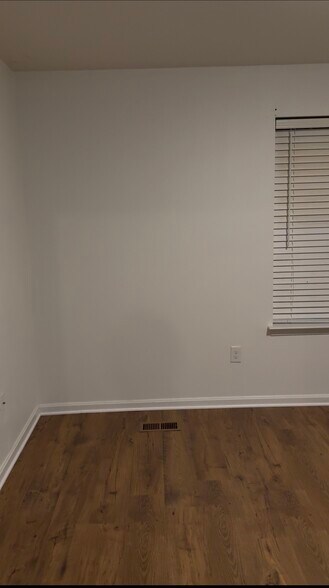 Building Photo - 243 Magellan Dr
