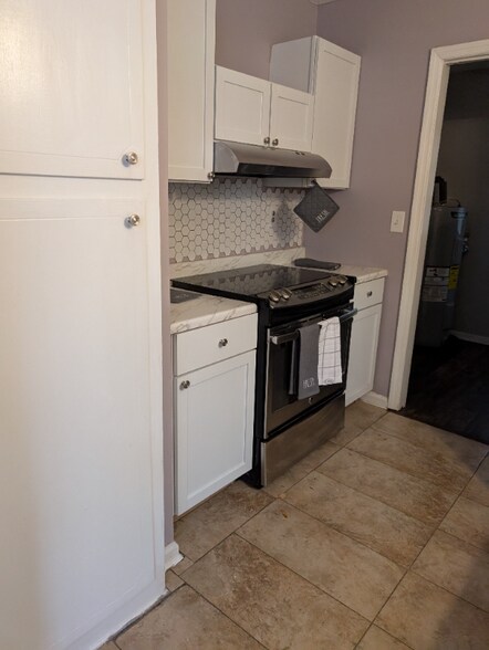 Building Photo - 5015 Popperdam Creek Dr