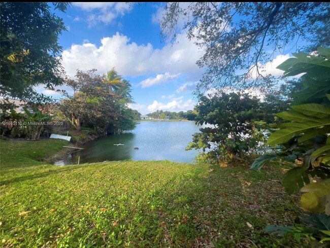 Building Photo - 7429 SW 14th Ct