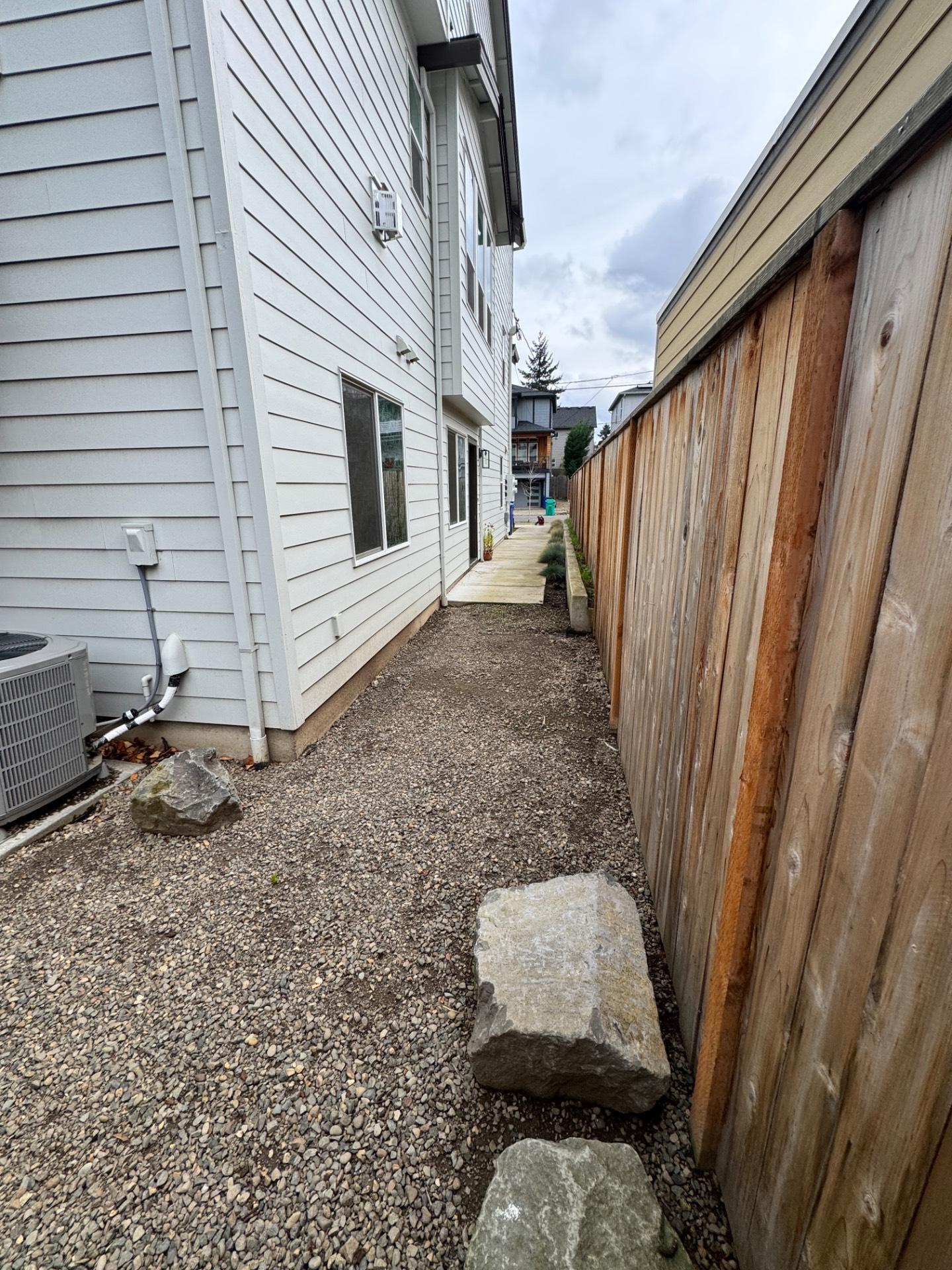 Building Photo - Modern University Park apartment by UP & Cathedral Park