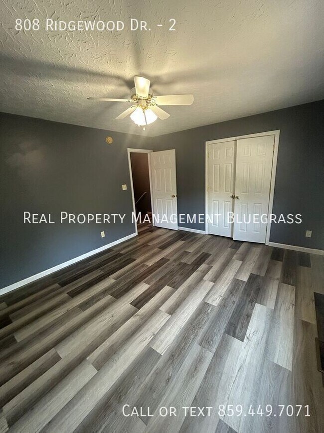 Building Photo - 808 Ridgewood Dr